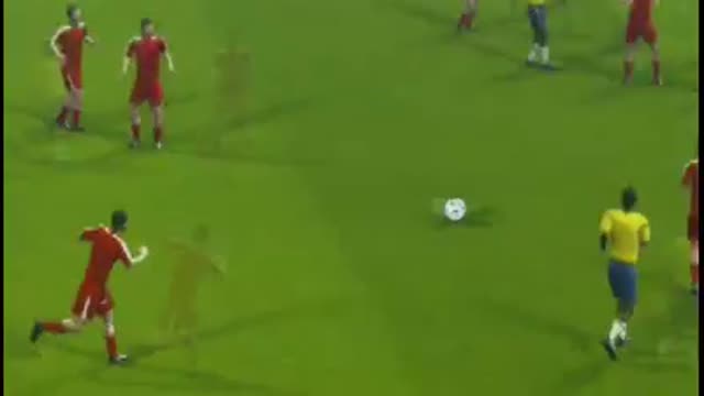 Элано забивает второй мяч