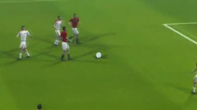 Роналду забивает шестой мяч