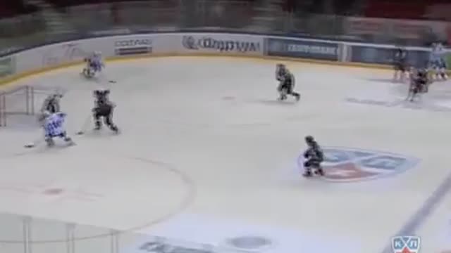 Степанов драка ак барс трактор. Динамо трактор драка. Трактор динамо матчи. Трактор динамо матчи. Динамо трактор драка.