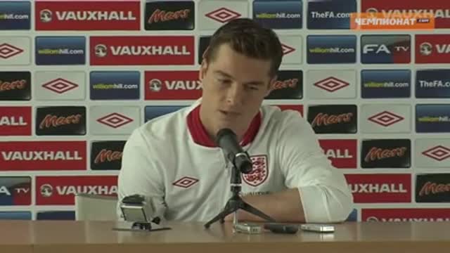 Пресс-конференция полузащитника сборной Англии Скотта Паркера