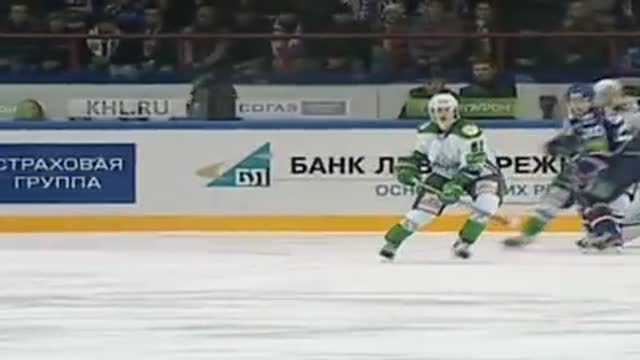 Обзор первого периода матча "Сибирь" - "Салават Юлаев"