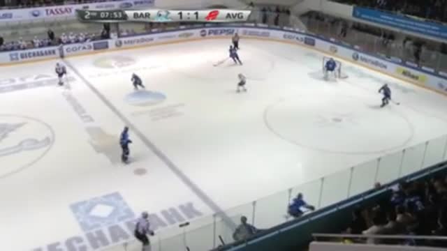 Видео. 2:1 Старченко ("Барыс") забрасывает шайбу в ворота