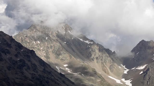 Видео. RideThePlanet: Elbrus — Big Mountain Bike